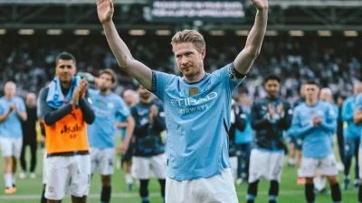 Kevin De Bruyne Merapat ke Napoli? Jersey Biru Langit Bisa Jadi Petunjuk Kuat