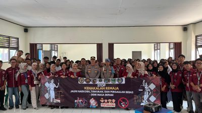 Mahasiswa KKM Unival Edukasi Siswa MIS Al-Khairiyah Sambilandak untuk Cegah Bullying