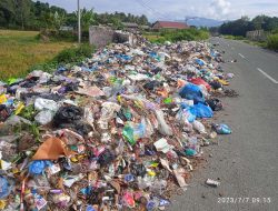 Tumpukan Sampah di Pinggir Jalan Warakas Rutin Dibersihkan Setiap Pagi