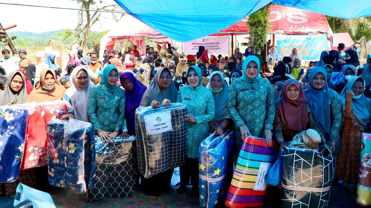 Salurkan Bantuan Bencana